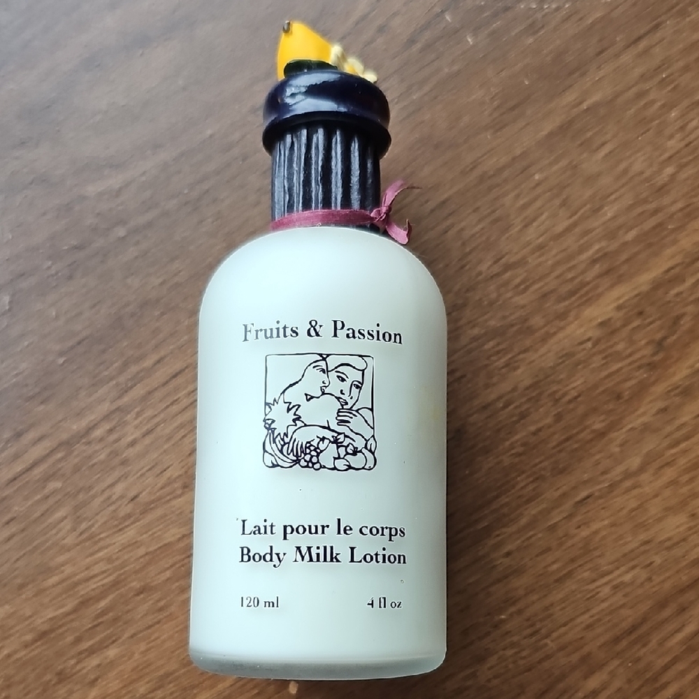 New Fruits & Passion Body Milk Lotion Moisturizer - Discontinued & Collectible